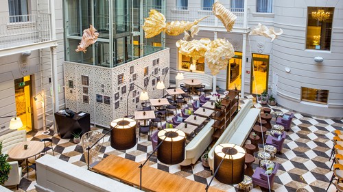 Новогодний банкет в отеле Hotel INDIGO в Санкт-Петербурге